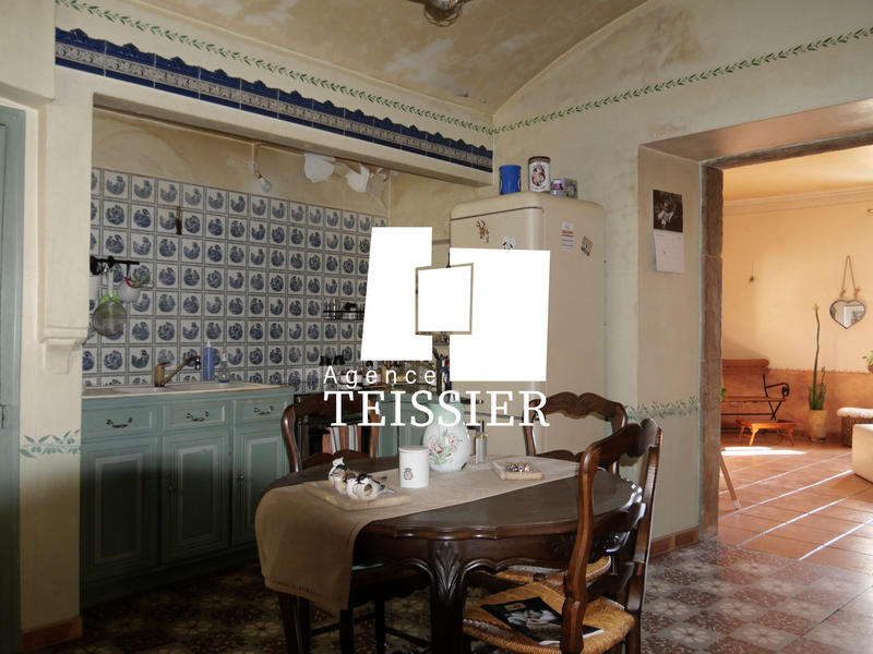 Mas - 130 m² - 6 pièces