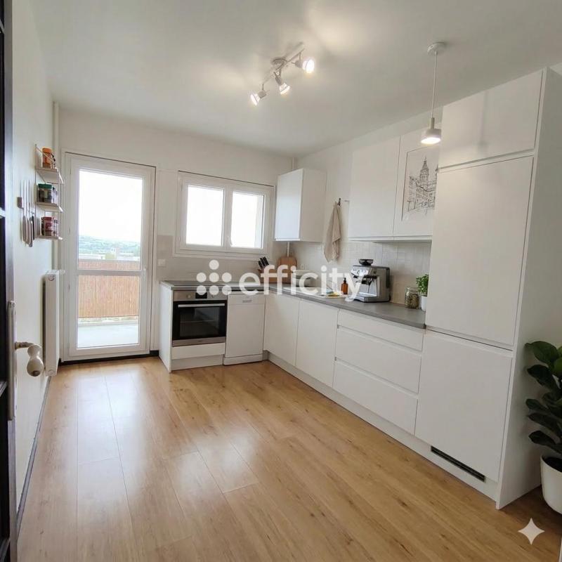 Appartement - 75 m² - 4 pièces