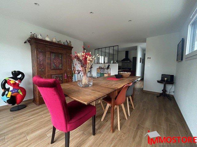 Maison - 138 m² - 4 pièces