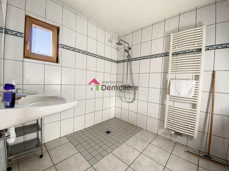 Châlet - 360 m² - 10 pièces