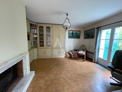 Maison - 99 m² - 5 pièces