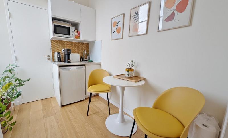 Bureau - 70 m² - 4 pièces