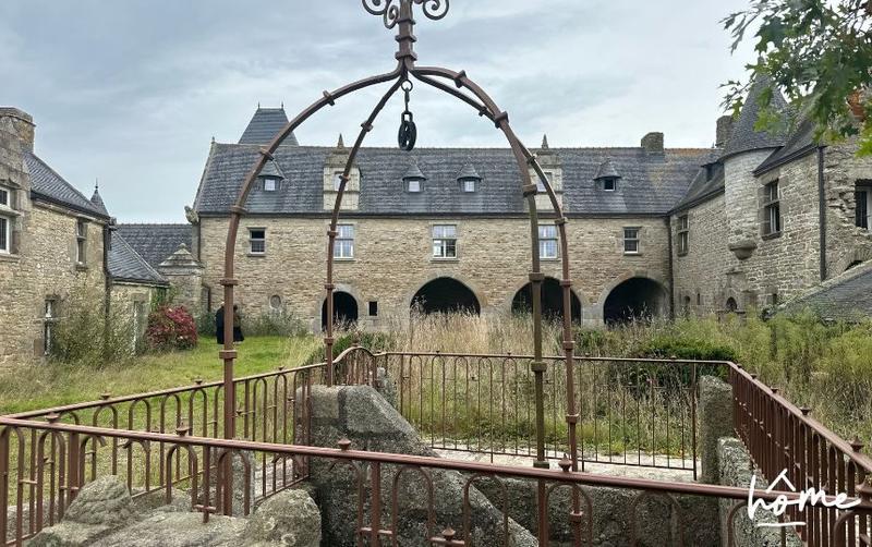 Manoir - 1 600 m² - 30 pièces