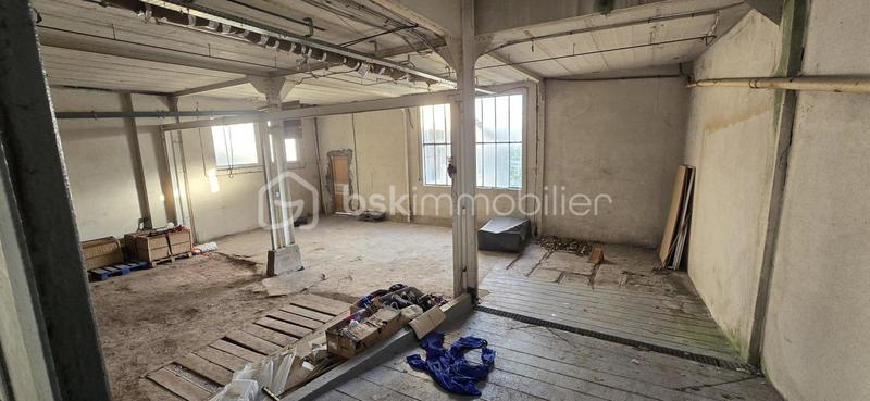 Maison ancienne - 384 m² - 7 pièces