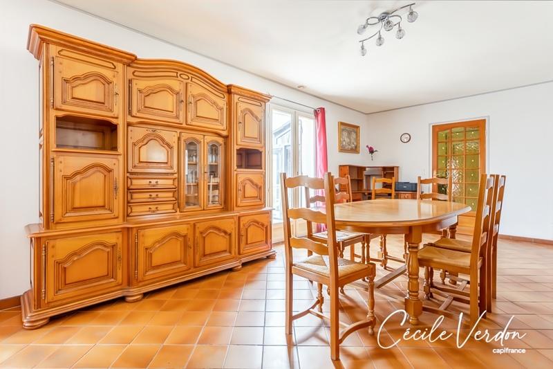 Maison - 117 m² - 7 pièces