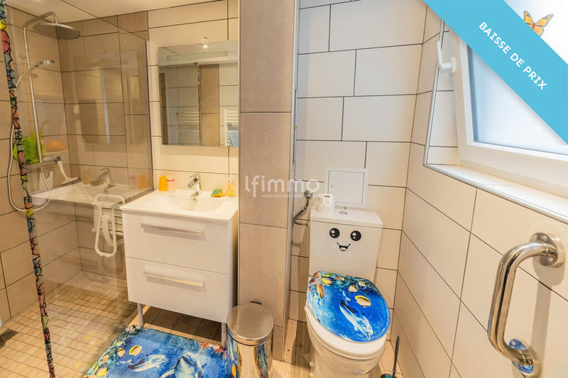 Maison - 180 m² - 7 pièces