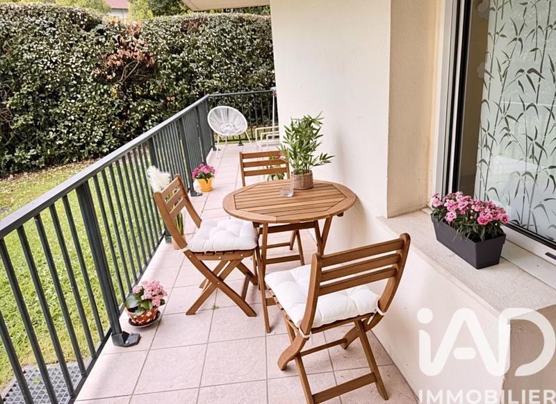Appartement - 82 m² - 3 pièces