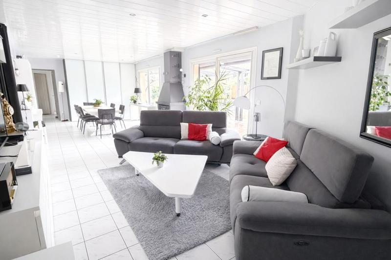 Maison - 136 m² - 7 pièces