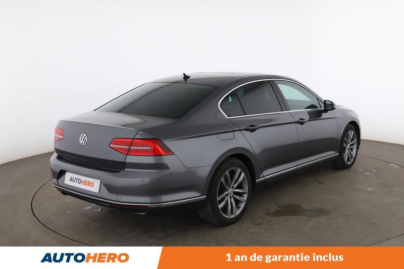 Volkswagen Passat 1.4 Tsi Act BlueMotion Tech Carat Dsg7 150 ch