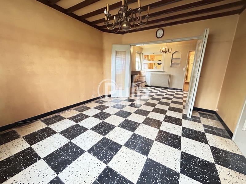 Maison - 100 m² - 6 pièces