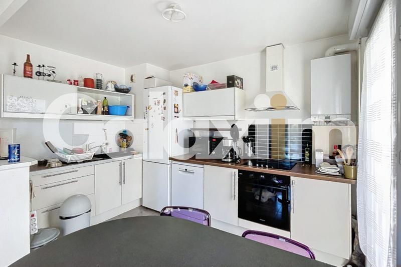 Appartement - 80 m² - 5 pièces