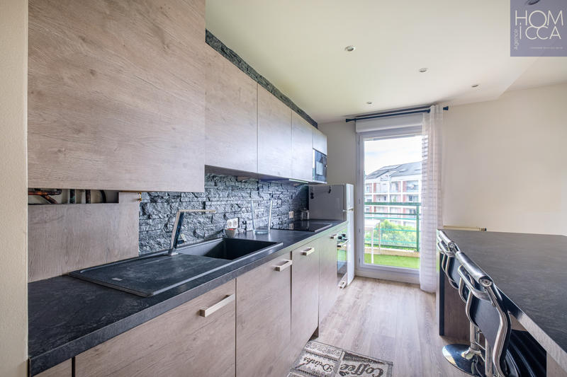 Appartement - 75 m² - 3 pièces