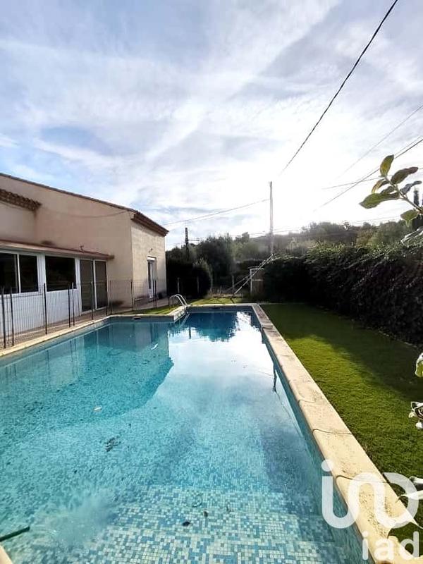 Maison - 200 m² - 5 pièces