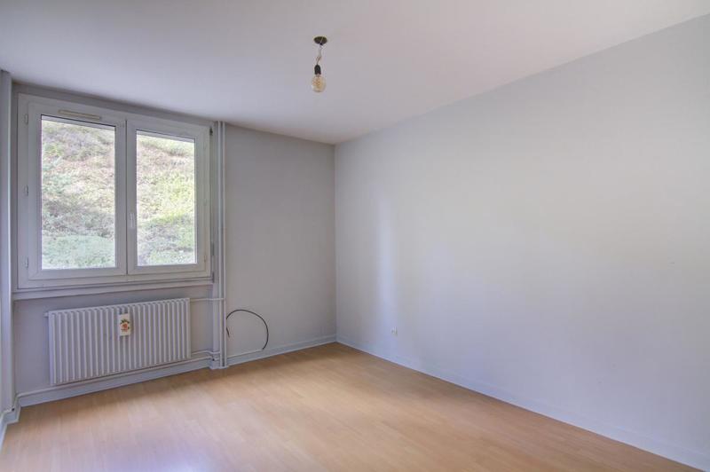 Appartement - 98 m² - 4 pièces