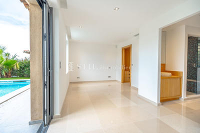 Villa - 180 m² - 5 pièces