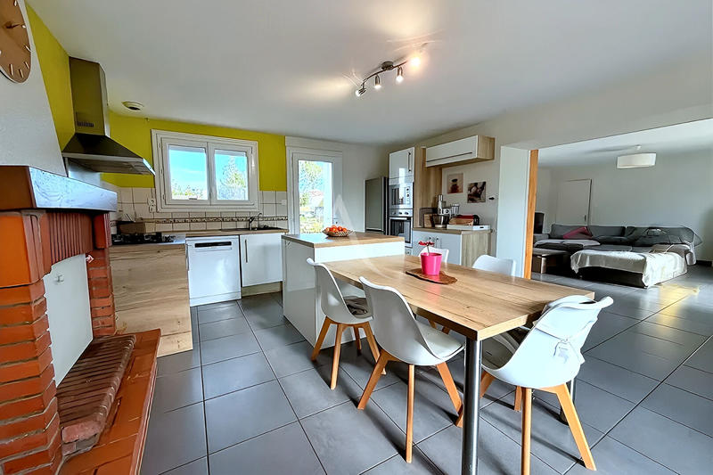 Maison - 108 m² - 5 pièces