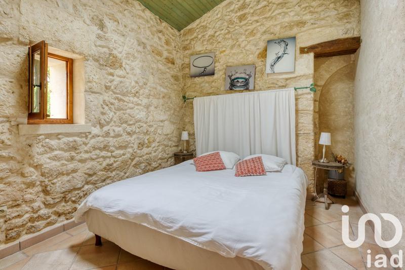 Maison - 390 m² - 11 pièces