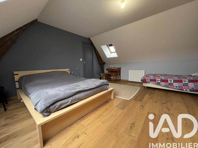 Maison - 198 m² - 8 pièces