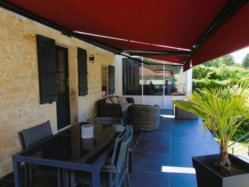 Maison - 343 m² - 9 pièces