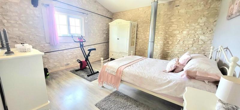 Demeure - 360 m² - 12 pièces