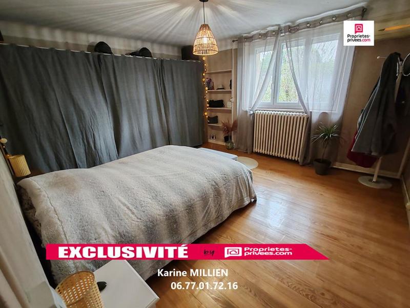 Maison - 240 m² - 7 pièces