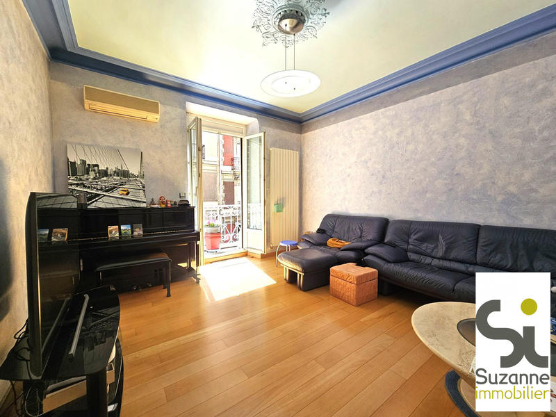 Appartement - 151 m² - 5 pièces