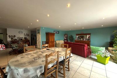 Maison - 168 m² - 7 pièces