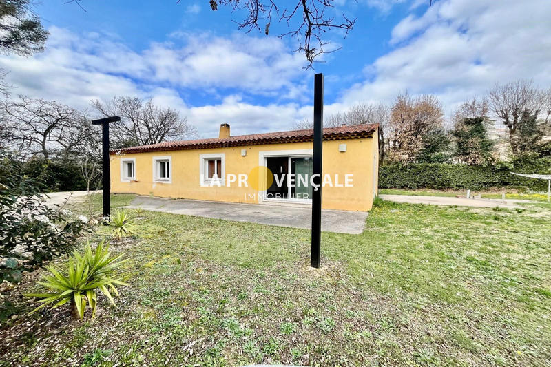 Maison - 105 m² - 4 pièces