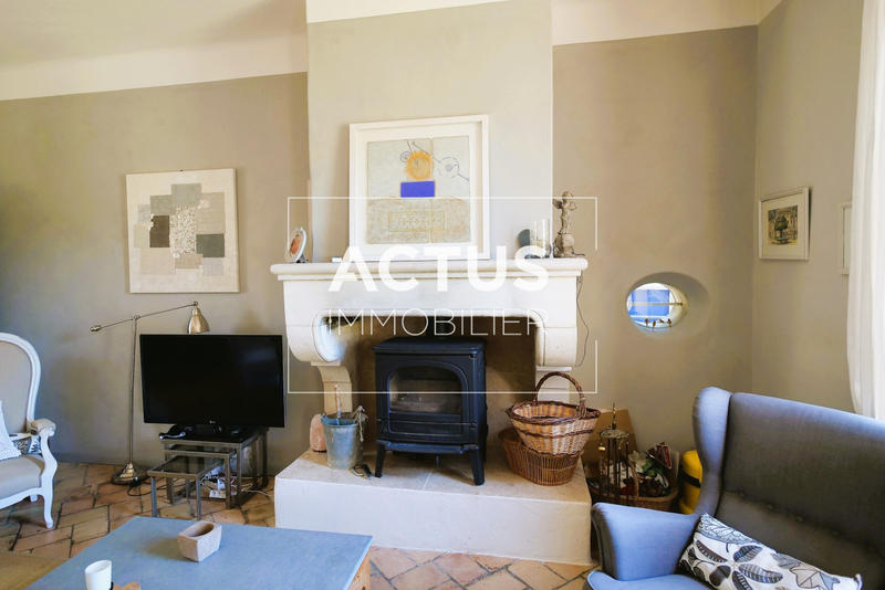 Maison - 145 m² - 6 pièces