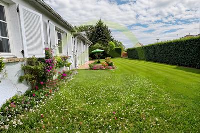 Maison - 99 m² - 5 pièces