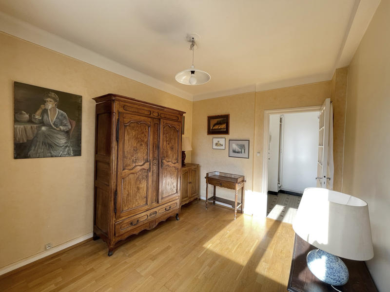 Appartement - 80 m² - 3 pièces