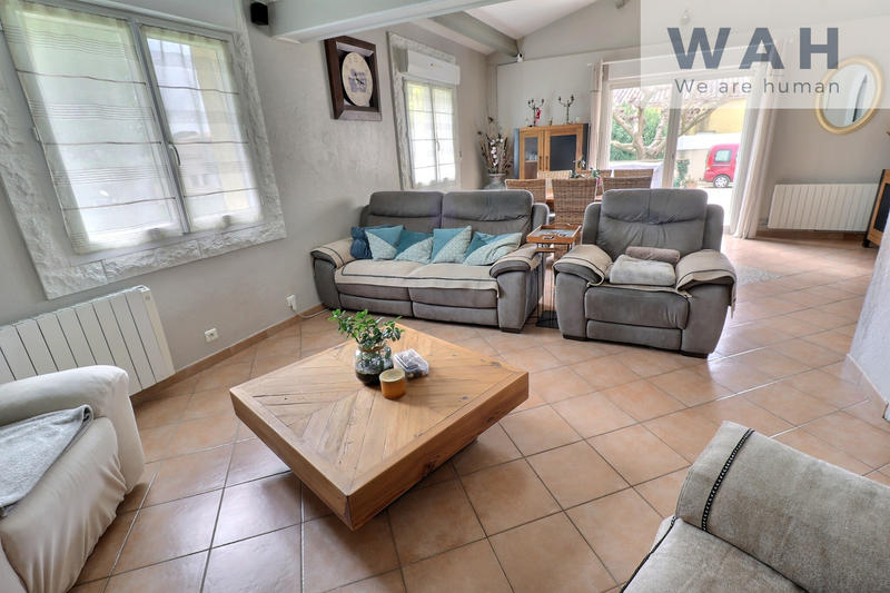 Maison - 152 m² - 6 pièces