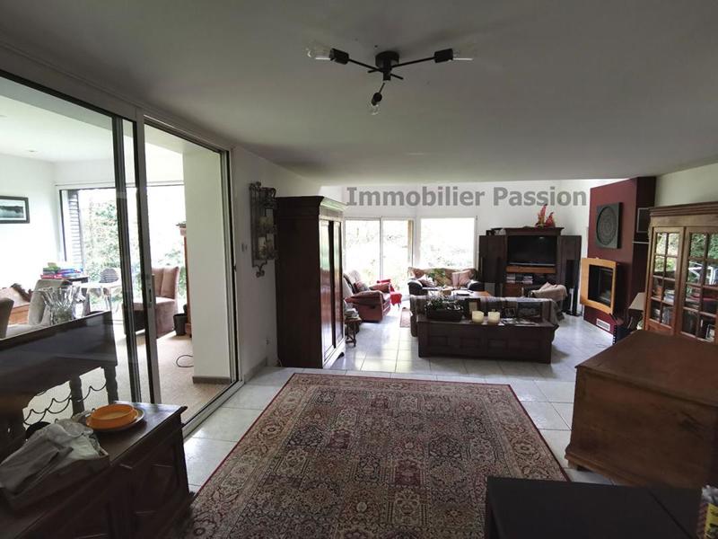 Maison - 167 m² - 8 pièces