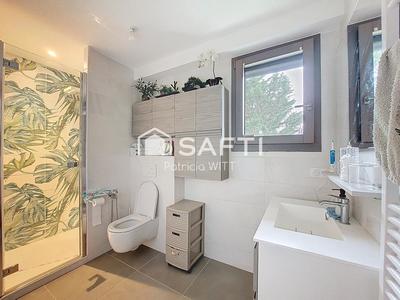 Maison - 105 m² - 4 pièces