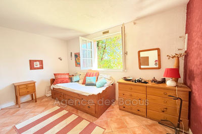 Propriété - 210 m² - 7 pièces