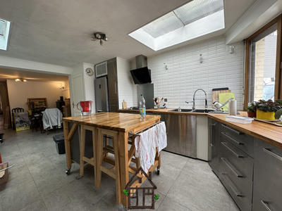 Maison - 166 m² - 6 pièces