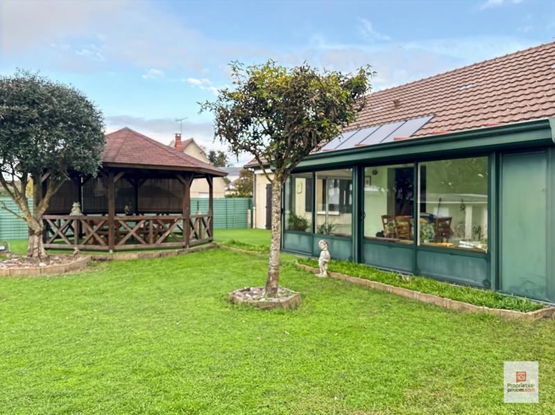 Maison - 141 m² - 6 pièces