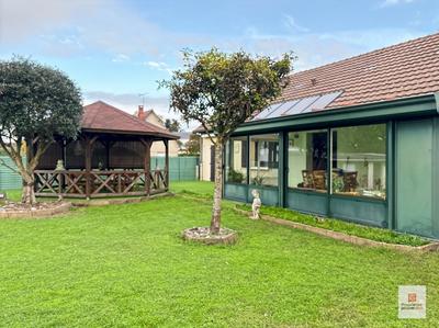 Maison - 141 m² - 6 pièces