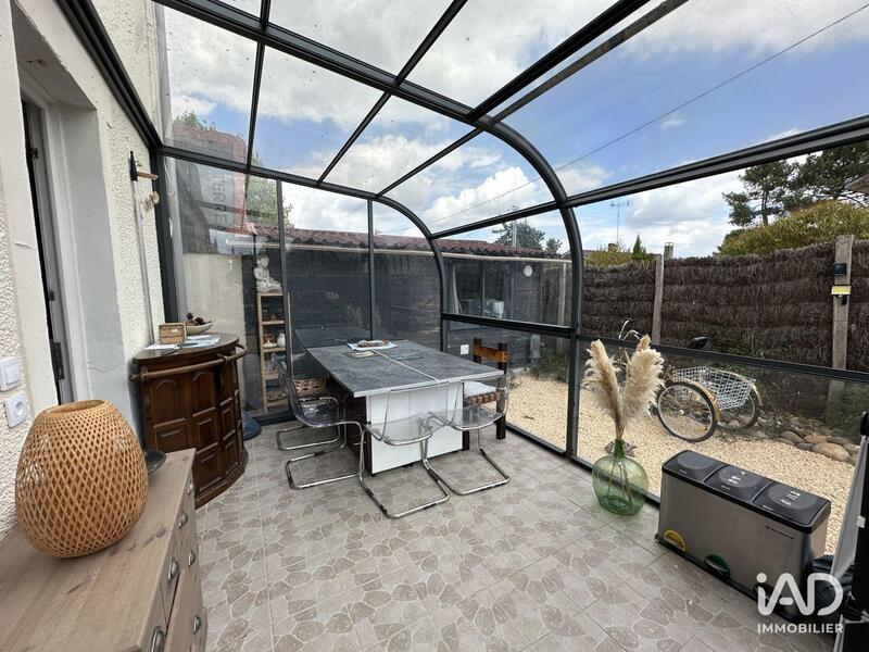 Maison - 95 m² - 4 pièces