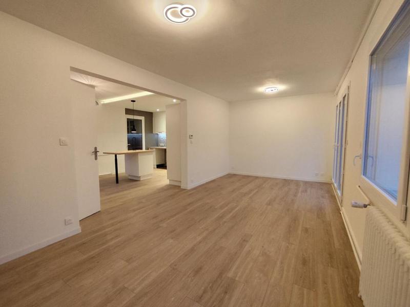 Maison - 84 m² - 5 pièces