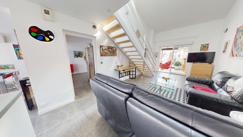 Maison - 161 m² - 5 pièces