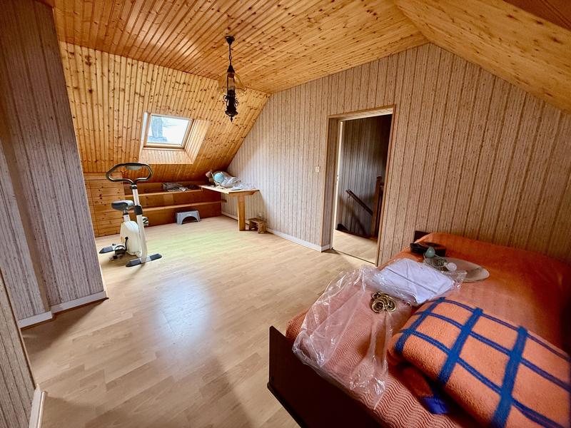 Maison - 128 m² - 7 pièces