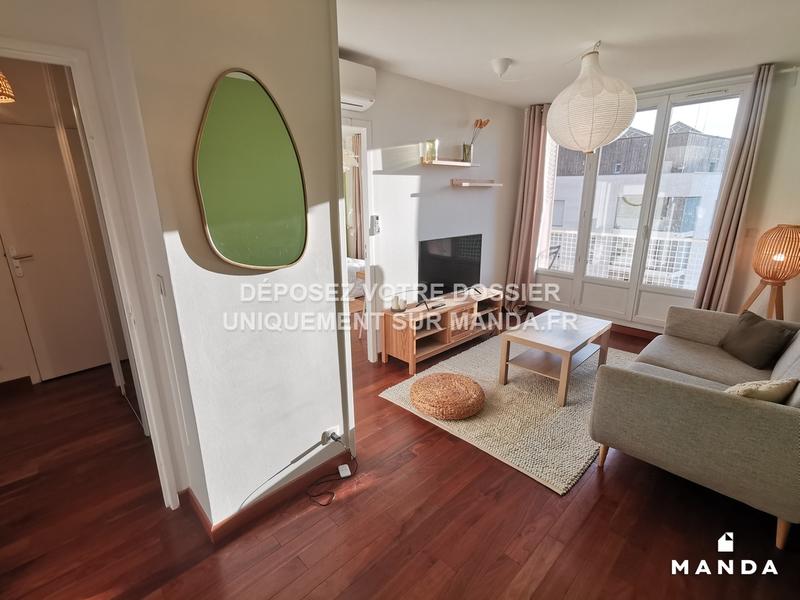 Chambre - 10 m² - 4 pièces