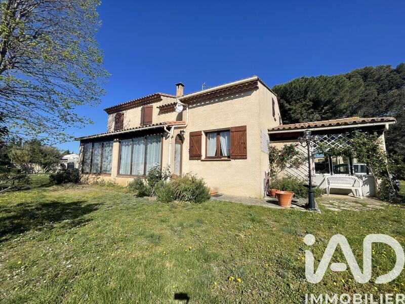 Maison - 160 m² - 6 pièces