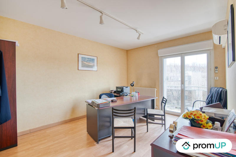 Bureau - 153 m² - 8 pièces