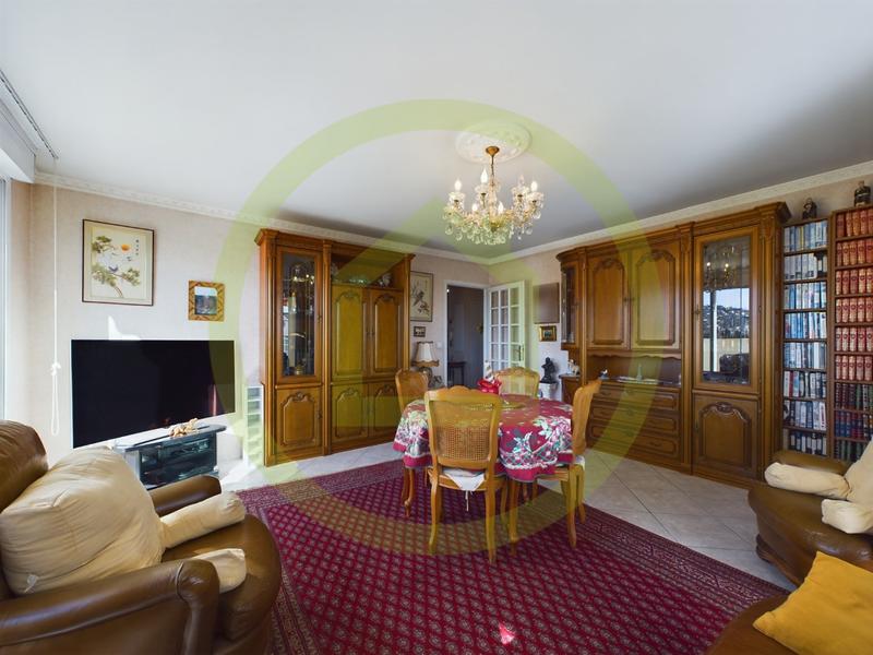 Appartement - 86 m² - 4 pièces