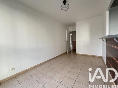 Appartement - 96 m² - 4 pièces