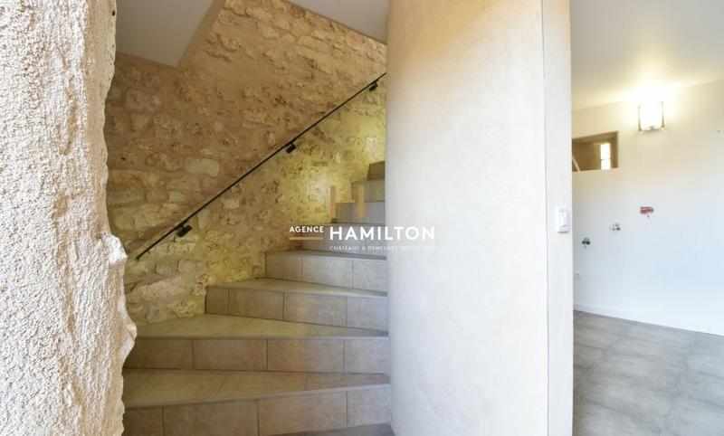 Corps de ferme - 290 m² - 11 pièces