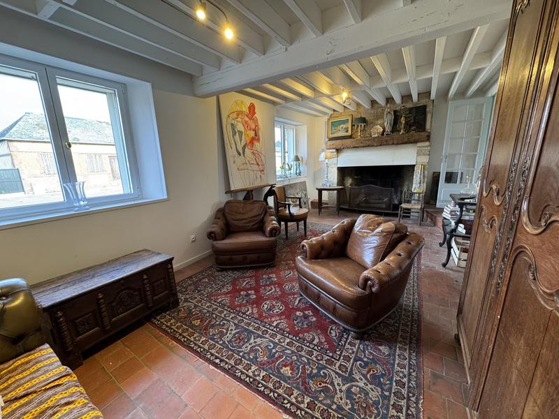 Maison ancienne - 215 m² - 6 pièces