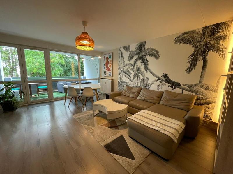 Appartement - 93 m² - 4 pièces